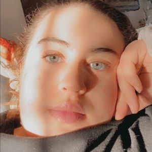 Meet your Posher, Sabrina